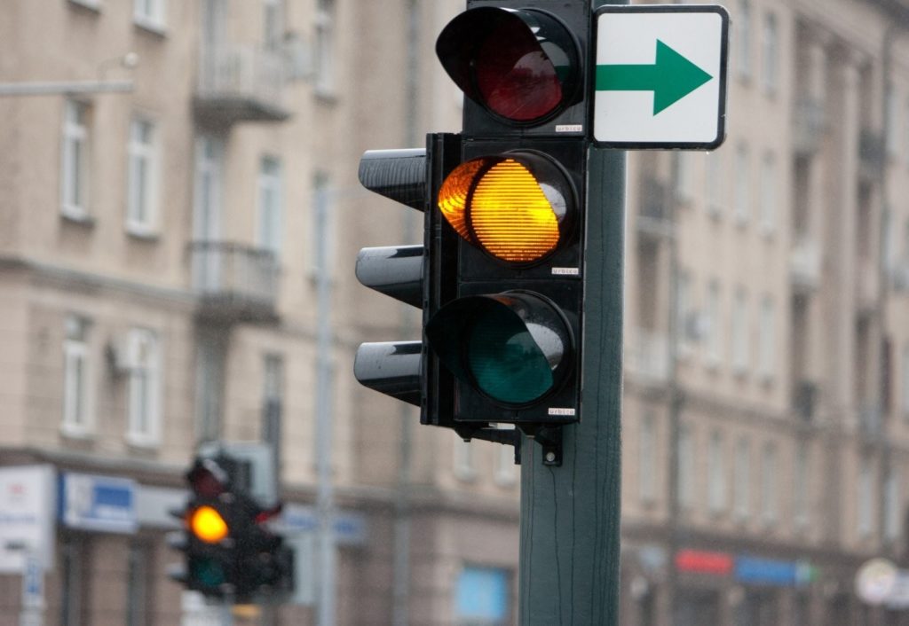 Šviesoforo signalų nepaisymas