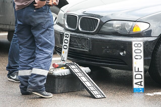 Ką daryti pametus automobilio numerio ženklus?