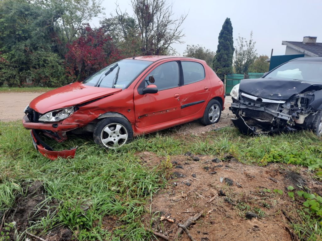 Ką daryti įvykus eismo įvykiui?