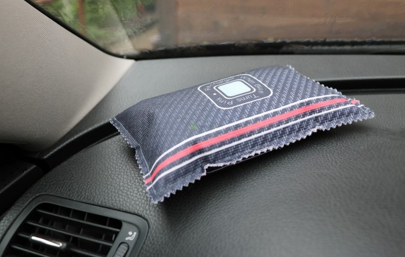 Drėgmės surinkėjas automobiliui