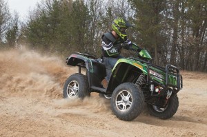 B kategorija keturratis
Sunkusis keturratis motociklas