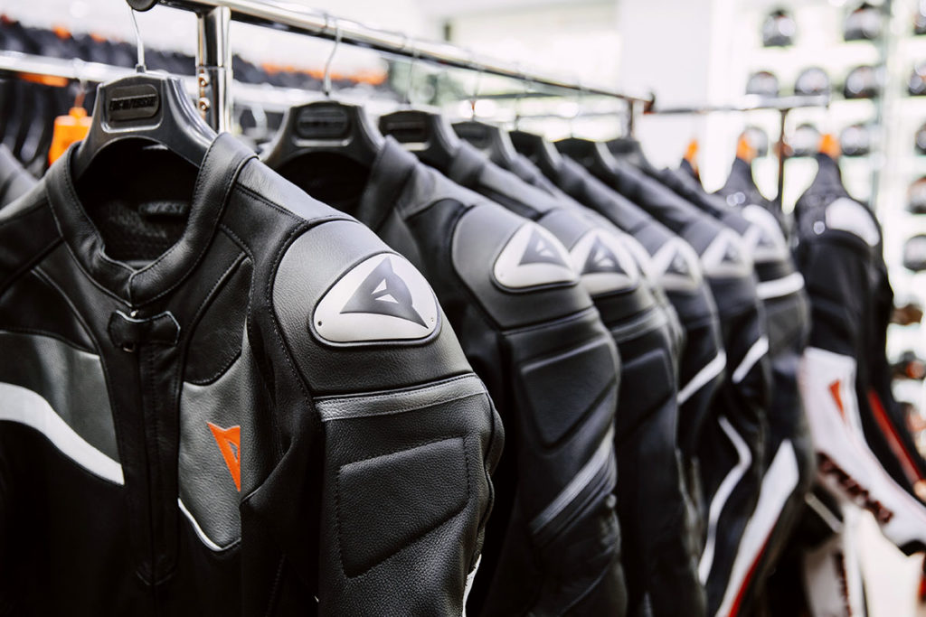 Motociklo vairuotojo apranga ir apsauga