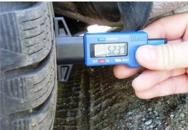 Kaip patikrinti padangų protektorių?